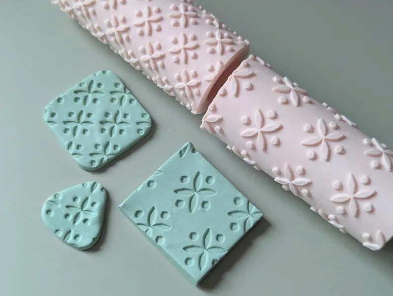 Retro flower dot seamless pattern polymer clay hand roller embossing set