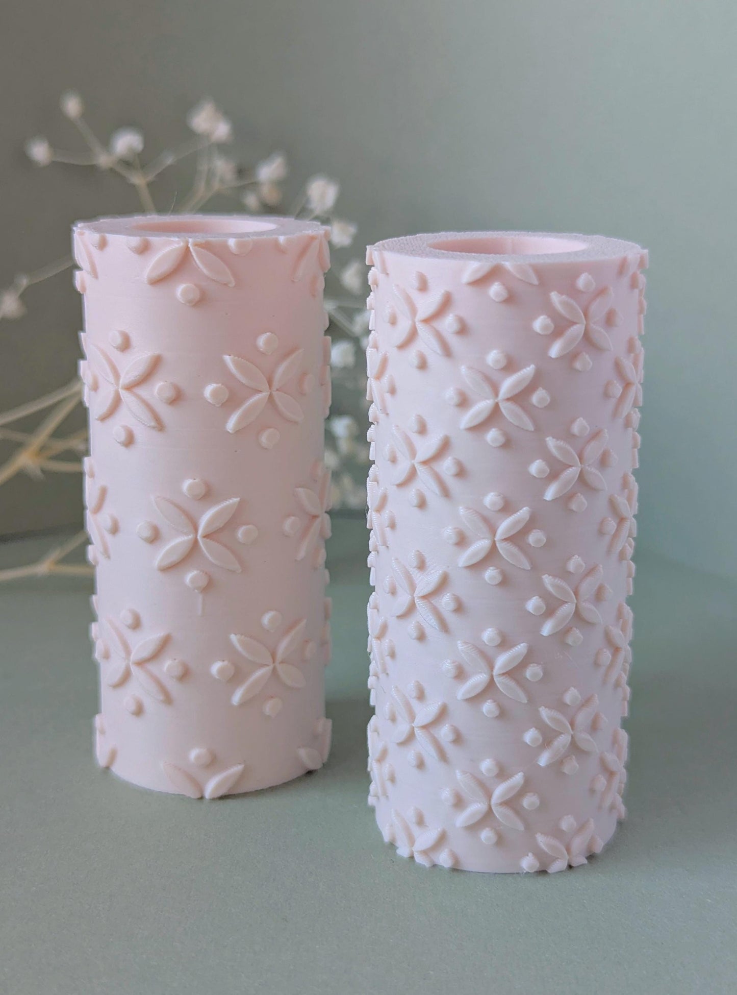 Retro flower dot seamless pattern polymer clay hand roller embossing set