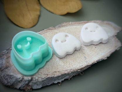 Sweet ghost stud or dangle earrings for Halloween - Polymer clay cutter