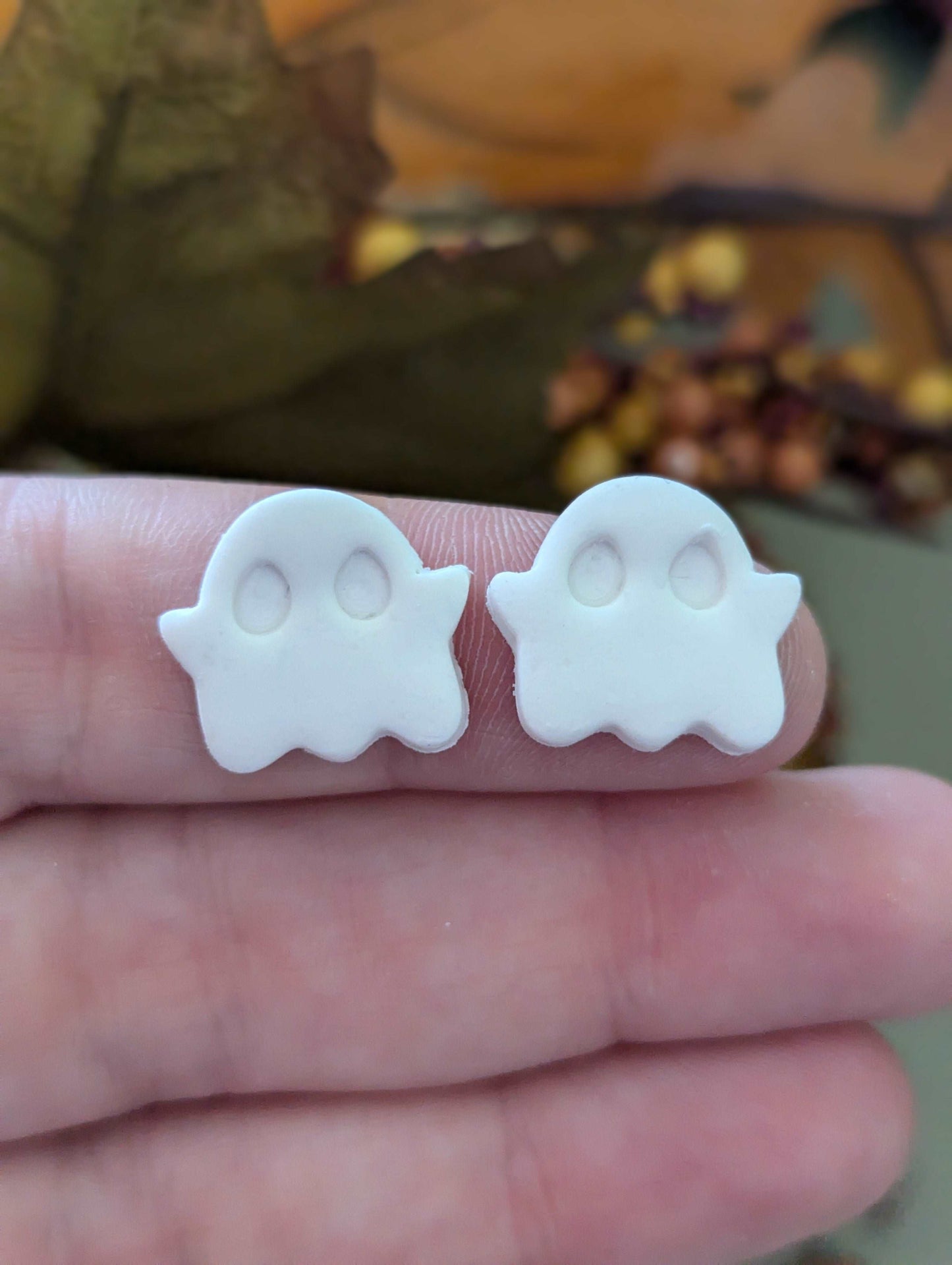 Spooky hug ghost stud or dangle earrings for Halloween - Polymer clay cutter